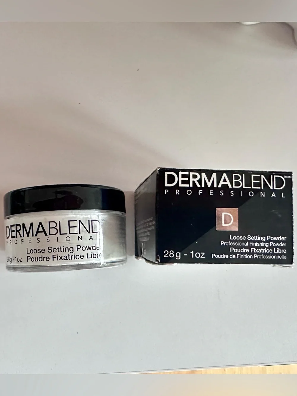 Dermablend Loose Setting Powder - Professional Finishing Powder in Original